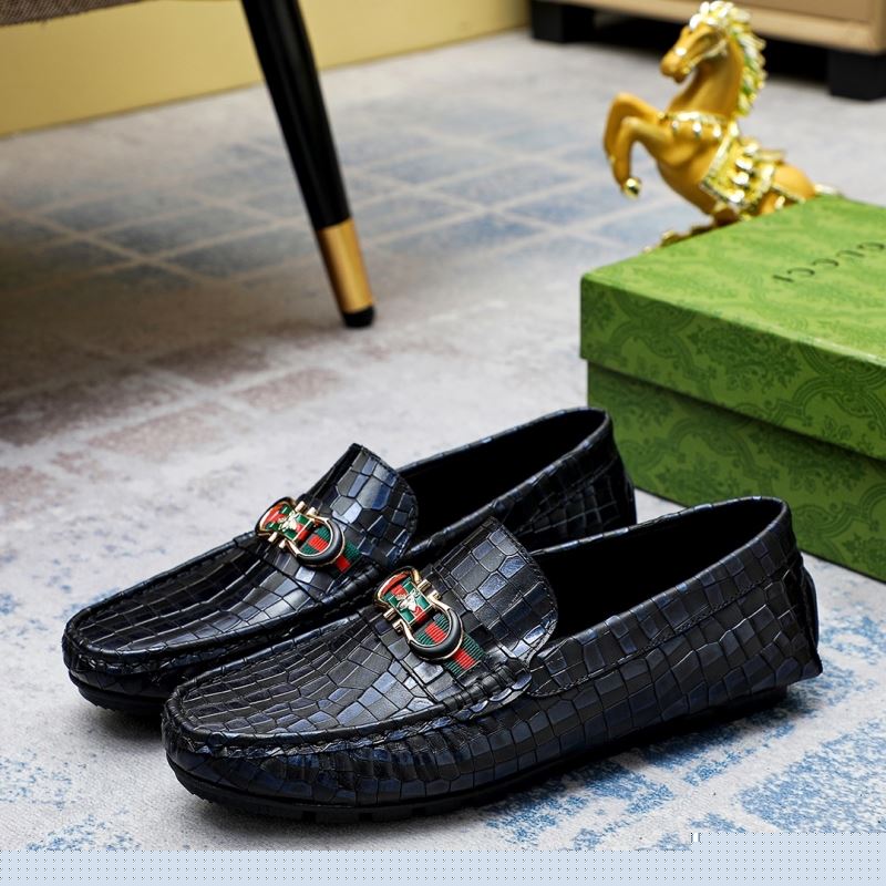 G*u*i leather shoes